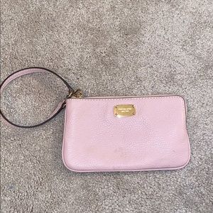 michael kors wristlet